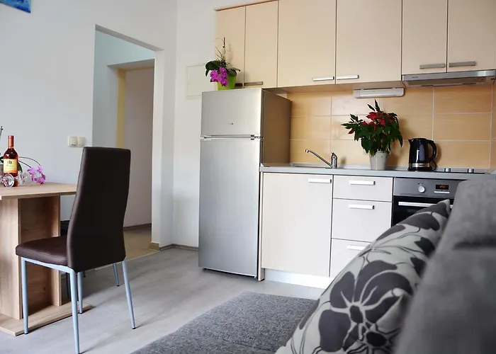 Apartment Clara *