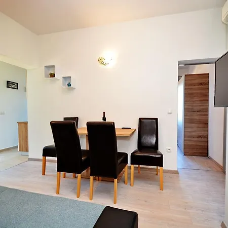 Clara Apartment Nin