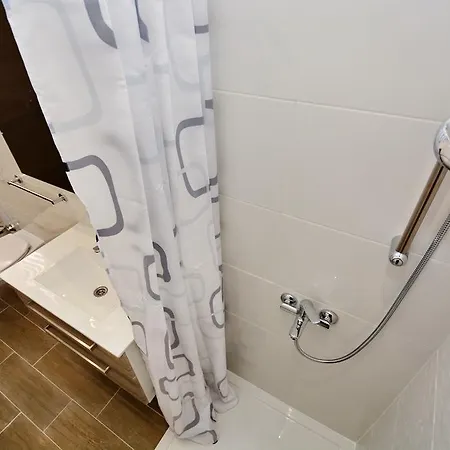 Clara Apartment Nin